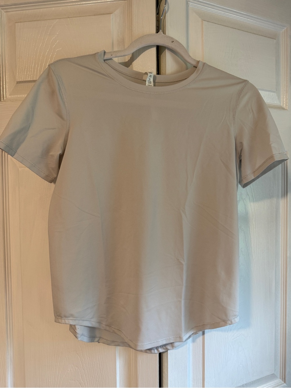 Lululemon white workout top